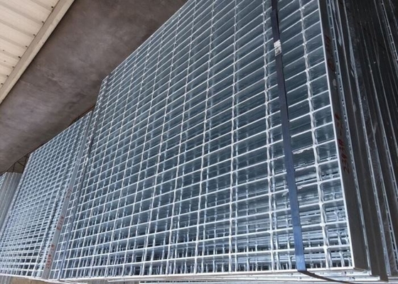 China Professional Galvanized Steel Grating Support Custom 1 - 12m Length supplier
