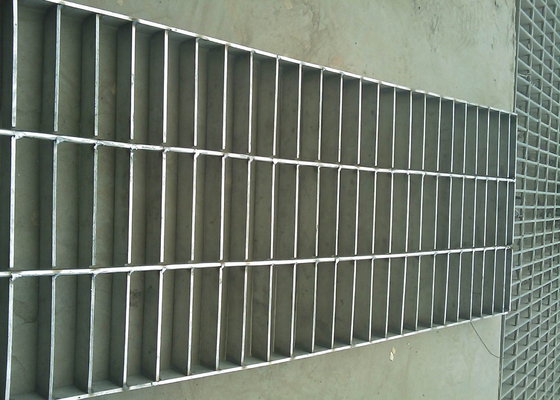 China Mild Steel Galvanzied Steel Grating Drain Cover Flat Bar Customized supplier