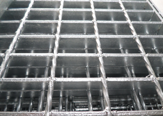 China 8mm x 8mm Twisted Bar Heavy Duty Steel Grating Heavy Load Expanded Metal Grating supplier
