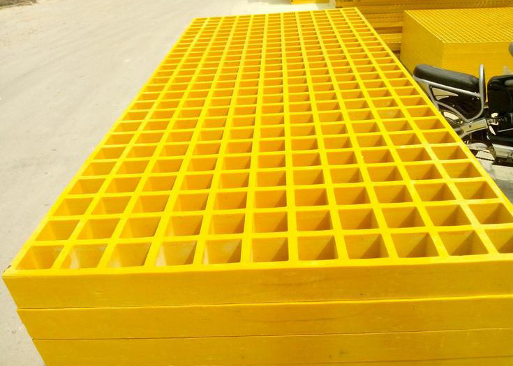 Smooth Plastic Grating Panels 38 X 38 Hole Plastic Grate Flooring For Walkway