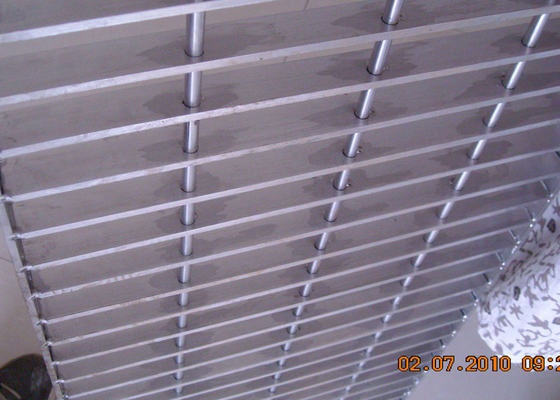 China Plain Bar Stainless Bar Grating , Anti Corrosive Floor Grates Stainless Steel supplier