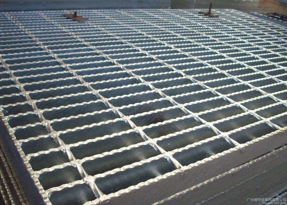 China ISO9001 Serrated Steel Grating For Flooring Customized Cross Bar Spacing supplier