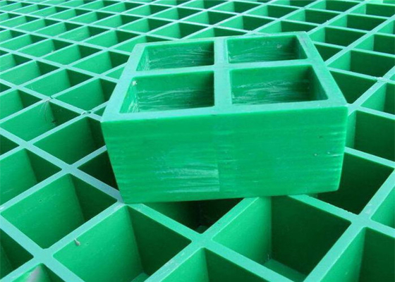 China Platform Molded Fiberglass Grating , Square Hole Fiberglass Grate Flooring supplier