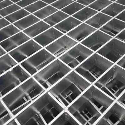 Heavy Duty Galvanized Steel Grating with Slip-Resistant Surface for Industrial Walkways and Drainage
