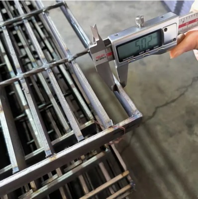 Hot Dip Galvanized Heavy Duty Serrated Steel Grating for Industrial Platforms and Trench Covers