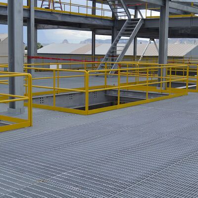 Galvanized Heavy Duty Slip Resistant Steel Grating for Industrial Walkways and Platforms