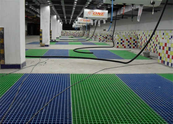 Car Washes fibreglass Walkway Mesh , Easy Cleaning Fiberglass Drain Grates