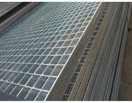 HDG Steel Serrated Floor Gratings Welded Bar Grating supplier