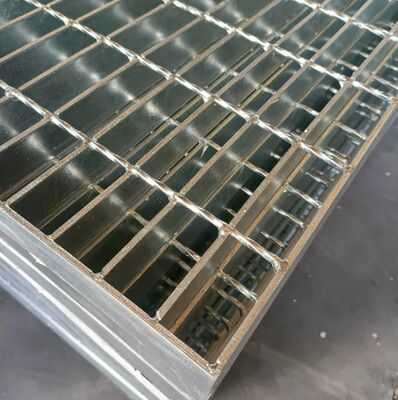 Hot DIP Galvanized Plain Style Steel Bar Grating for Floor with Customizable Sizes
