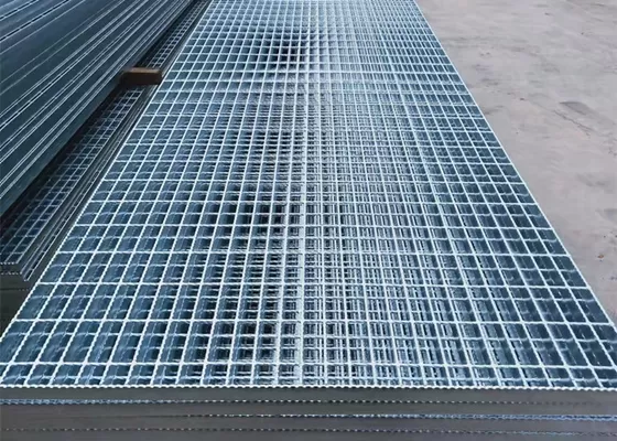 Hot-DIP Galvanized Stainless Steel Grating for High Strength Outdoor Stair Treads and Platform Walkways