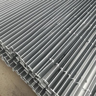 Serrated Galvanized Steel Grating with 20x3 Bearing Bar for Heavy Duty Platform Grating
