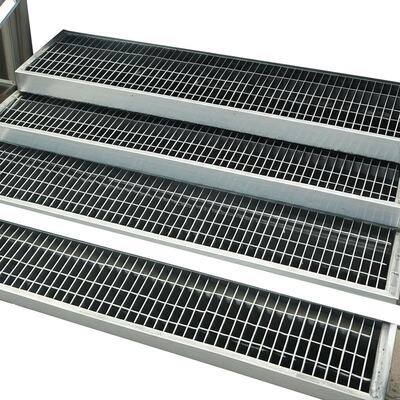 Hot-Dip Galvanized Steel Stair Treads with Square Grid for Corrosion Resistant Outdoor Steps