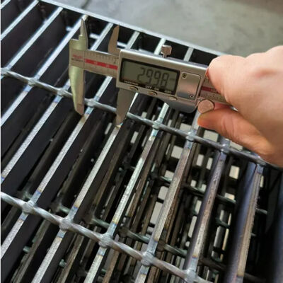 Galvanized Anti-Slip Steel Grating Platform with Customizable Sizes for Walkways and Industrial Use