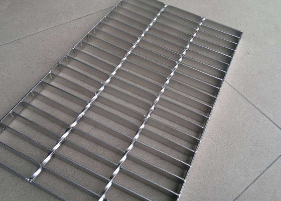 ISO9001 Approval Drain Metal Cover , Various Type Metal Drain Grates Driveway